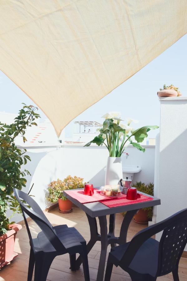 Casa Viola -Locazione Breve Apartment Полиняно а Маре Екстериор снимка