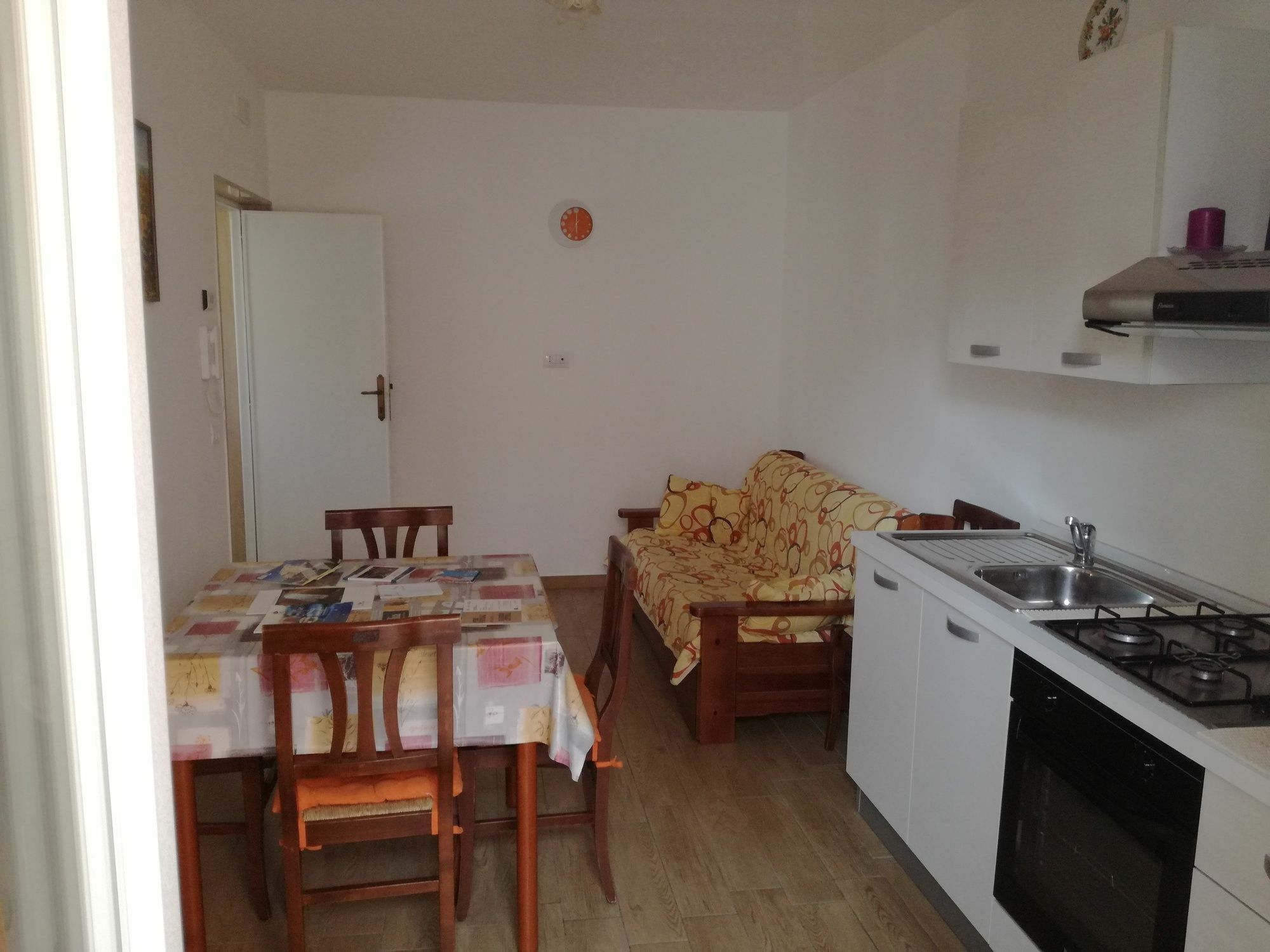 Casa Viola -Locazione Breve Apartment Полиняно а Маре Екстериор снимка
